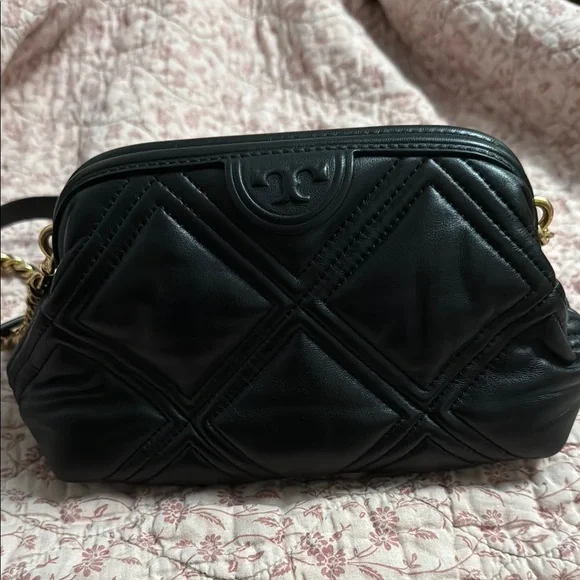 Tory Burch Black Quilted Women's Bag - Picture 2 of 12